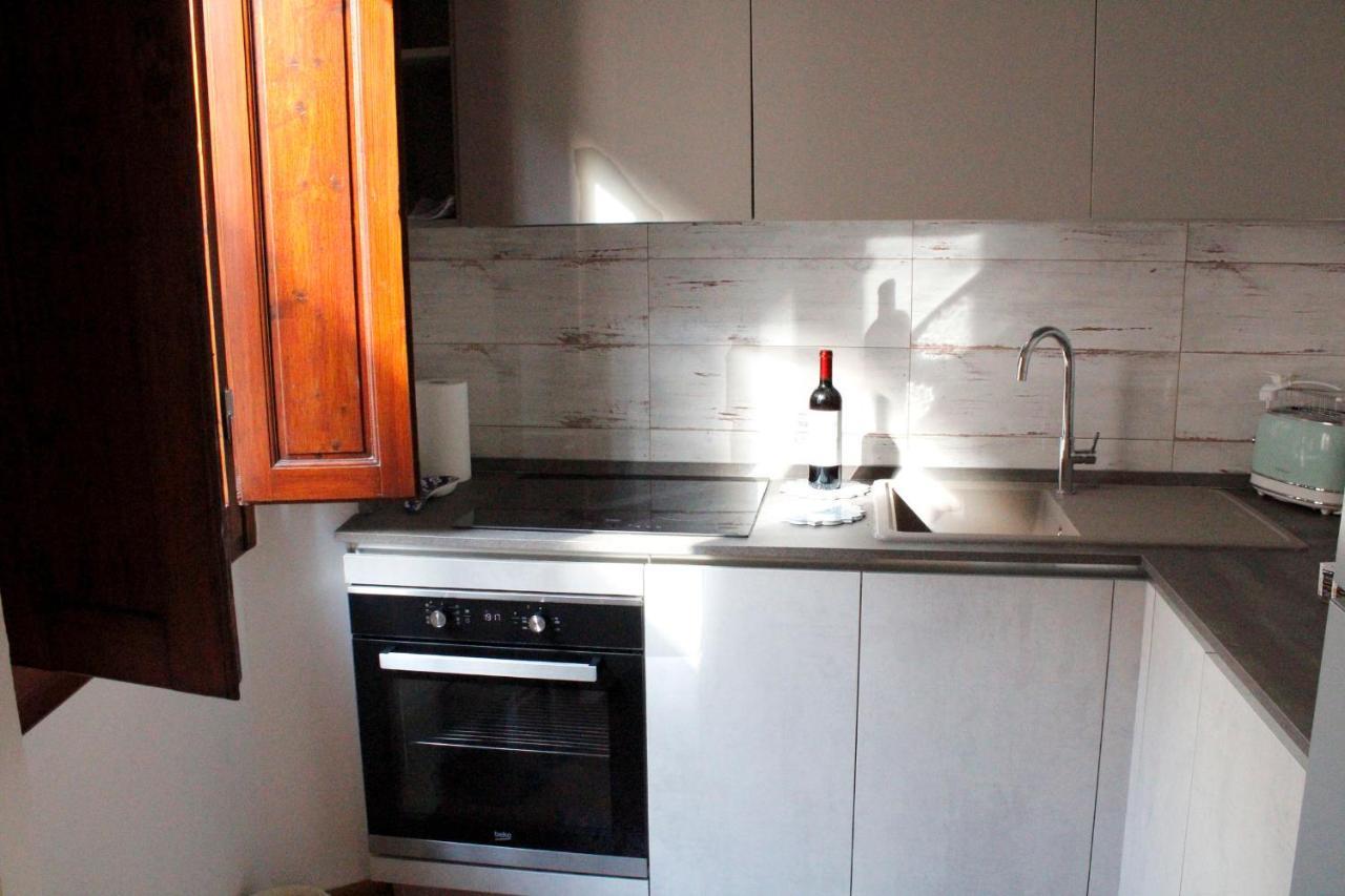 Carducci Flat - In Centro Storico Apartment Pistoia Exterior foto